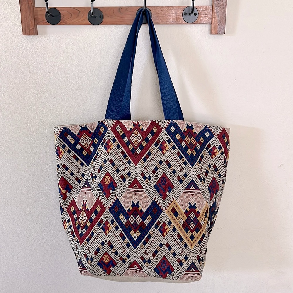 Canvas Pattern Tote Bag